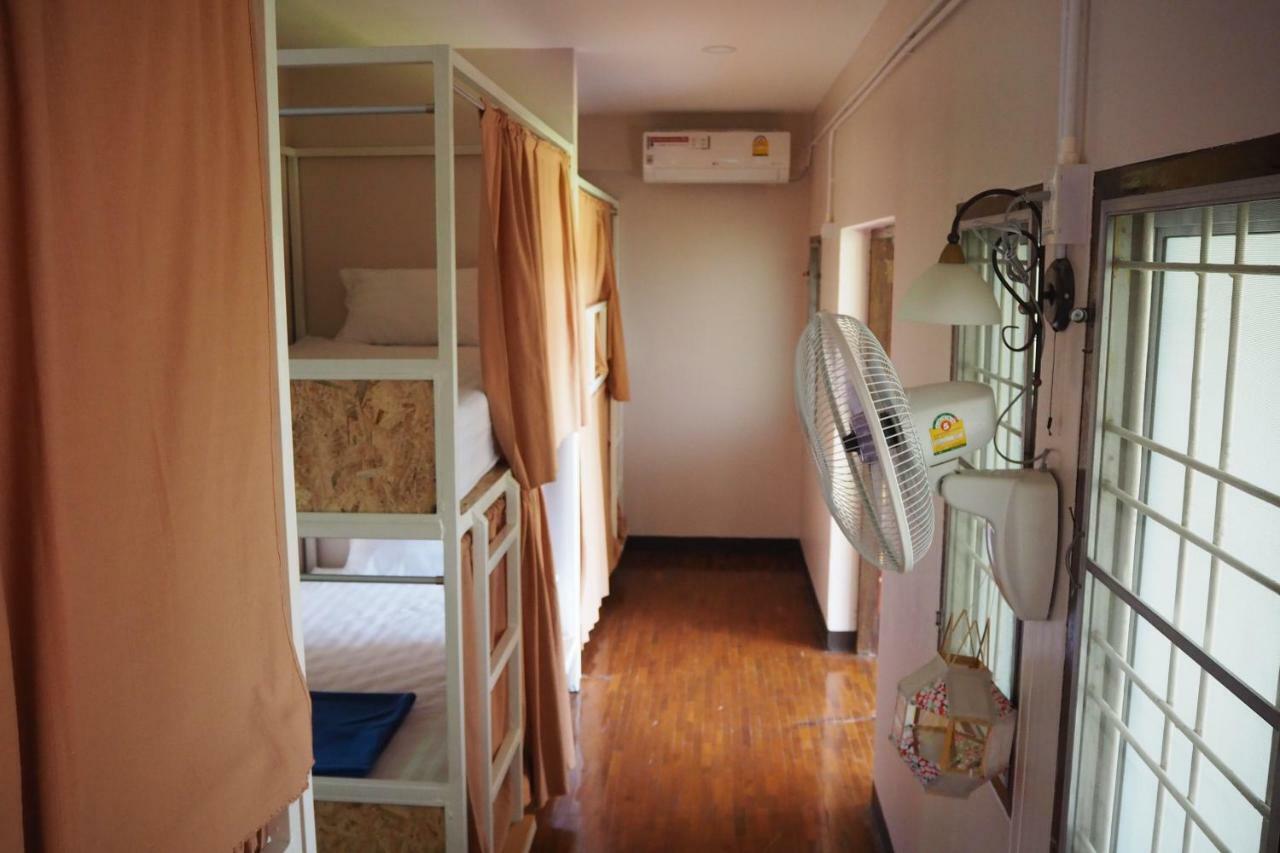 Insight Hostel Chiang Mai Esterno foto